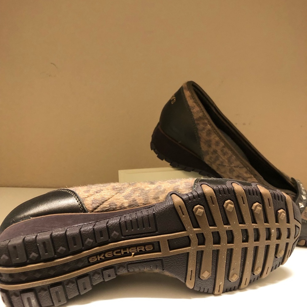 Shoes - Picture 3 of 4